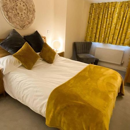 13 The Grosvenor, Luxury Flat, Central Newmarket, Newmarket  Eksteriør billede